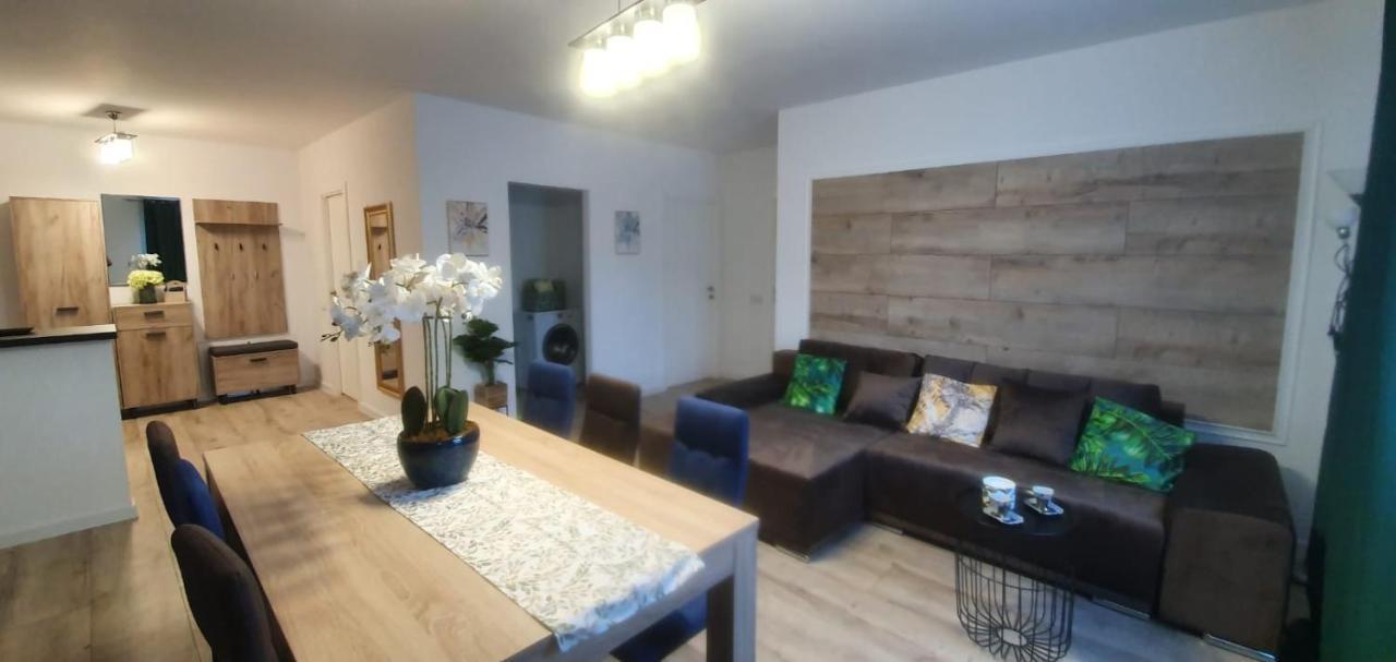 Viv Apartments 210 Floreşti Екстериор снимка